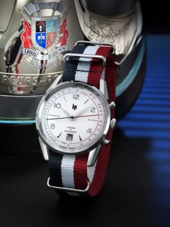 Coffret - Montre LIP Courage et Devouement en hommage aux Professionnels Secouristes 670011